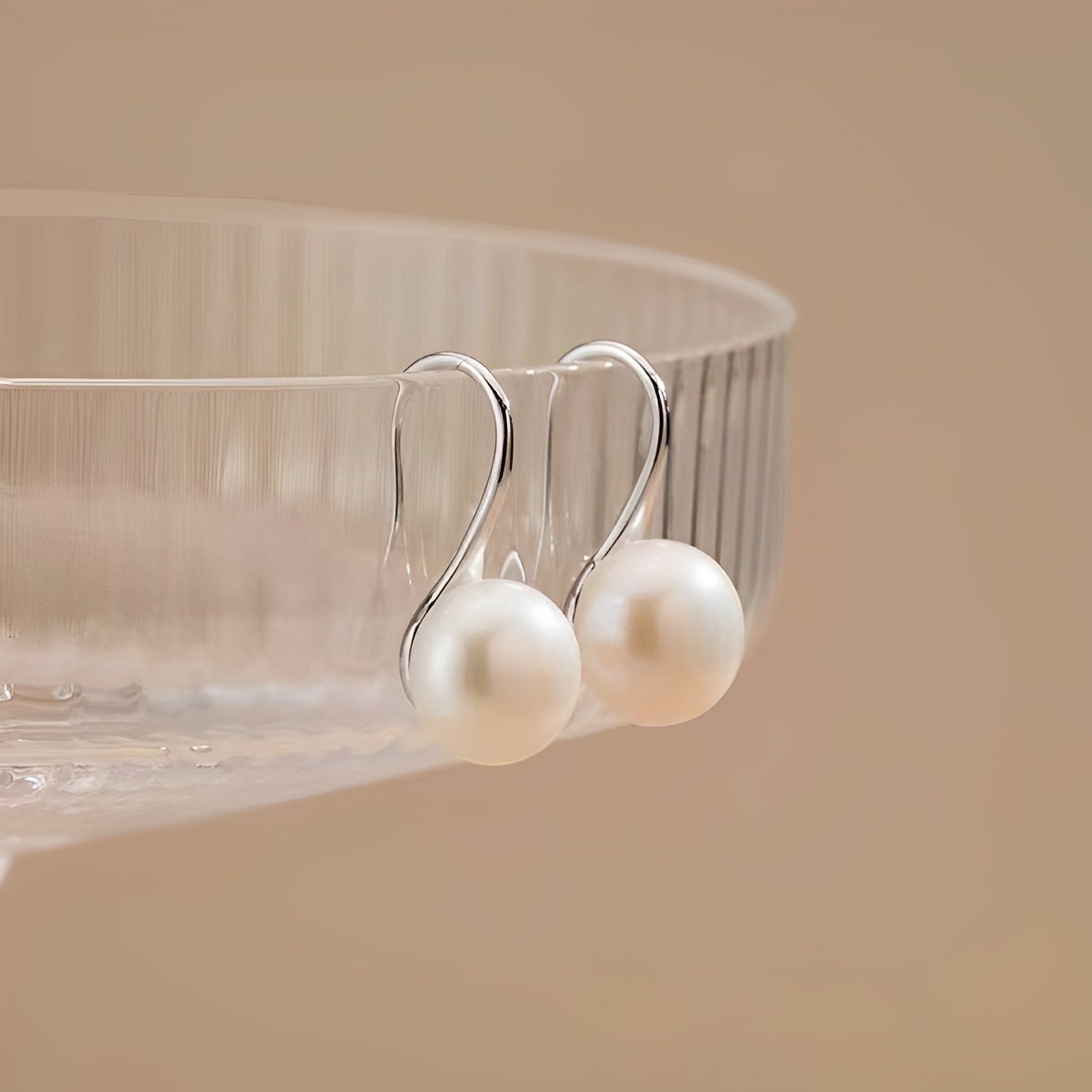 Silver Fashion Pearl Earrings For Women