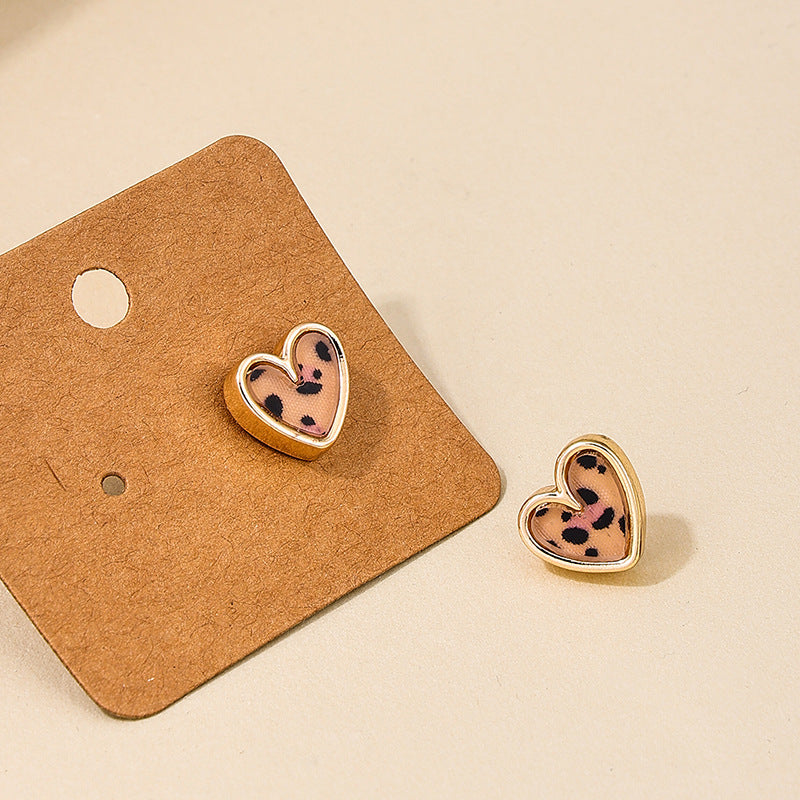 Sparkling Heart - Shaped Stud Earring